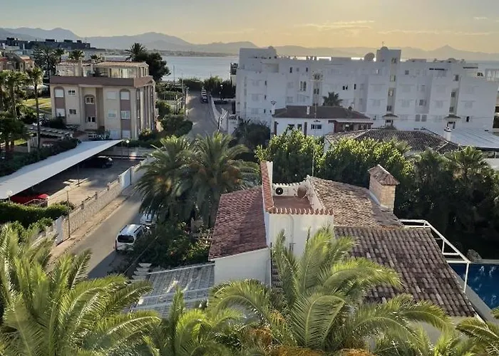 Seaview 4 Star Beach Apartamento Dénia