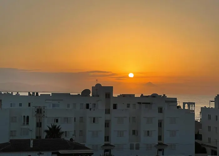 Seaview 4 Star Beach