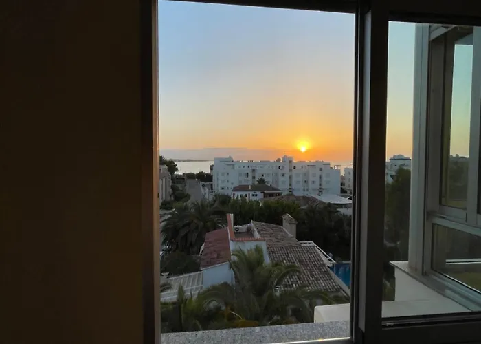 Seaview 4 Star Beach Апартаменти