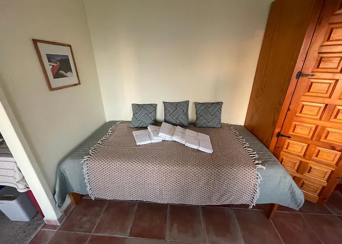 Апартаменти Seaview 4 Star Beach